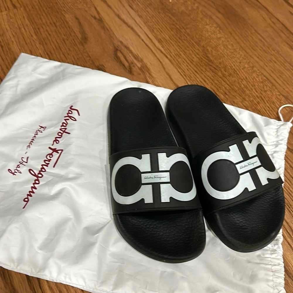Pre loved Salvatore ferragamo women’s slides size 6